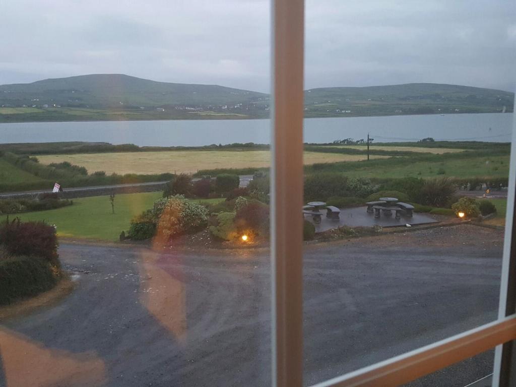 Skellig Port Accomodation - Sea View Rooms Ensuite Portmagee Buitenkant foto